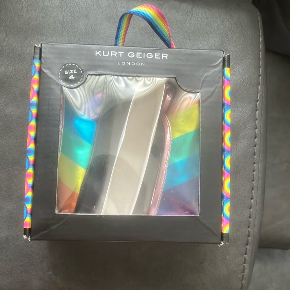 Kurt Geiger infant size 4